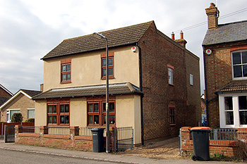 143 Cotton End Road March 2013